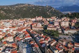 Nuoro in affanno o in crisi d’identità? Il “civismo” imperante ha fatto il suo tempo