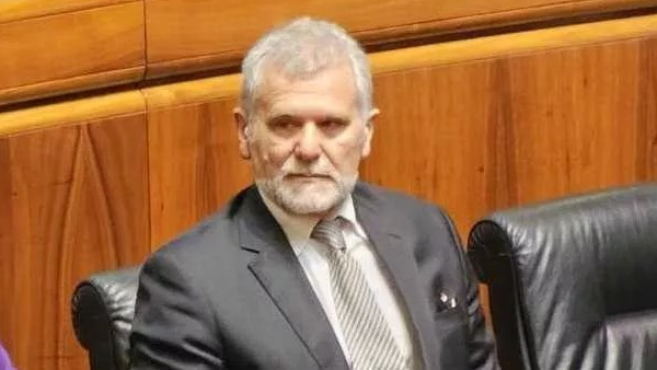 “Via libera alla specializzazione per giovani medici che stiano in Sardegna almeno 5 anni”