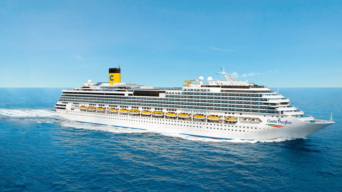 La Costa Pacifica (di nome e di fatto) si è arenata nel mar  “Burocratico”
