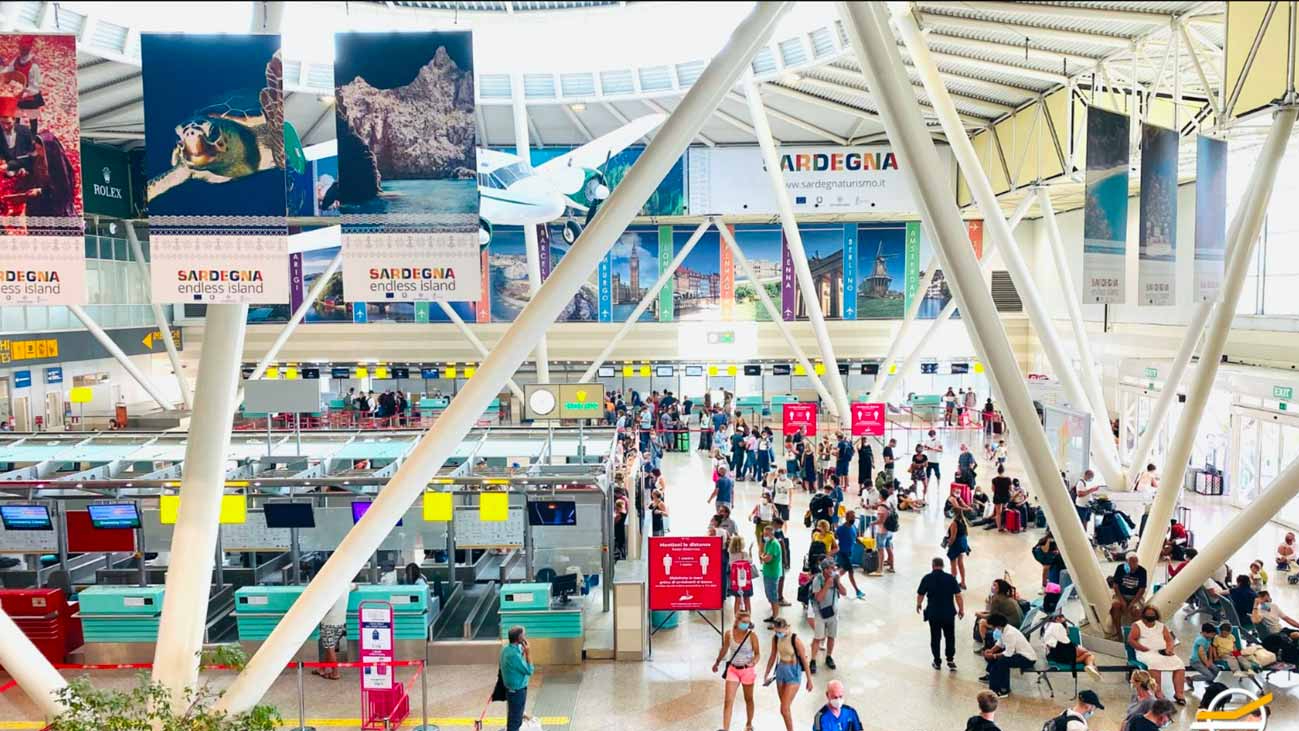 Brusca virata della Regione sulla fusione dei tre aeroporti:  contrordine compagni, in pista c’è anche Cagliari