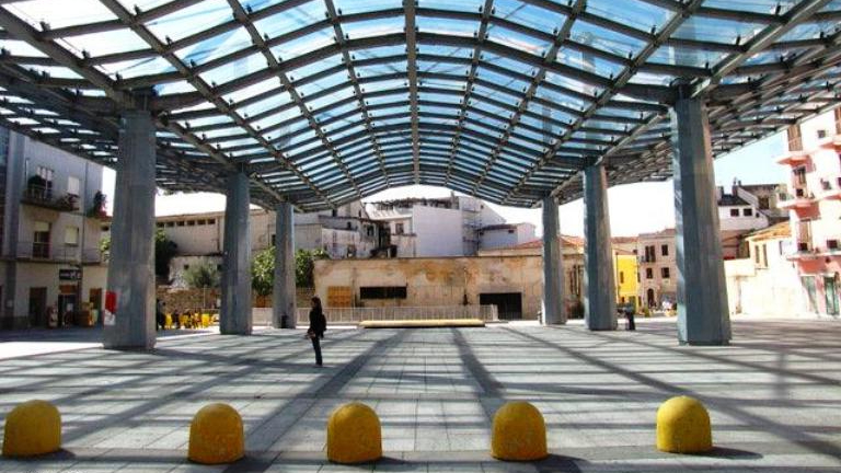 “Signor sindaco, nella zona di Piazza Mercato non si chiude occhio fino a tarda notte”