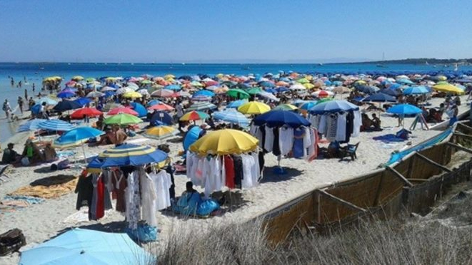 Stagione boom? “Un danno i due mesi di ‘bulimia’: il rischio è il… boomErang”. Sardegna troppo cara? Colpa dei trasporti