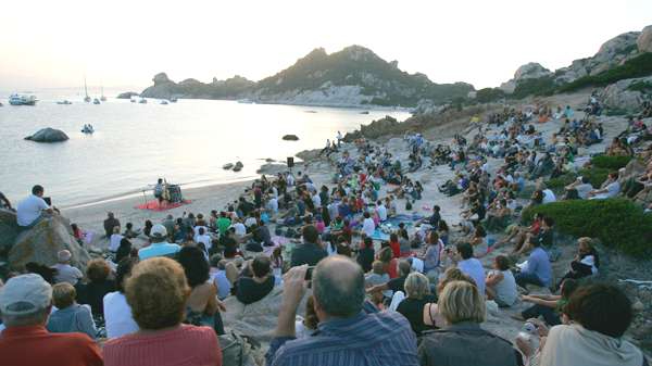 “Isole che parlano” spegne venti candeline: è il trionfo dei bambini