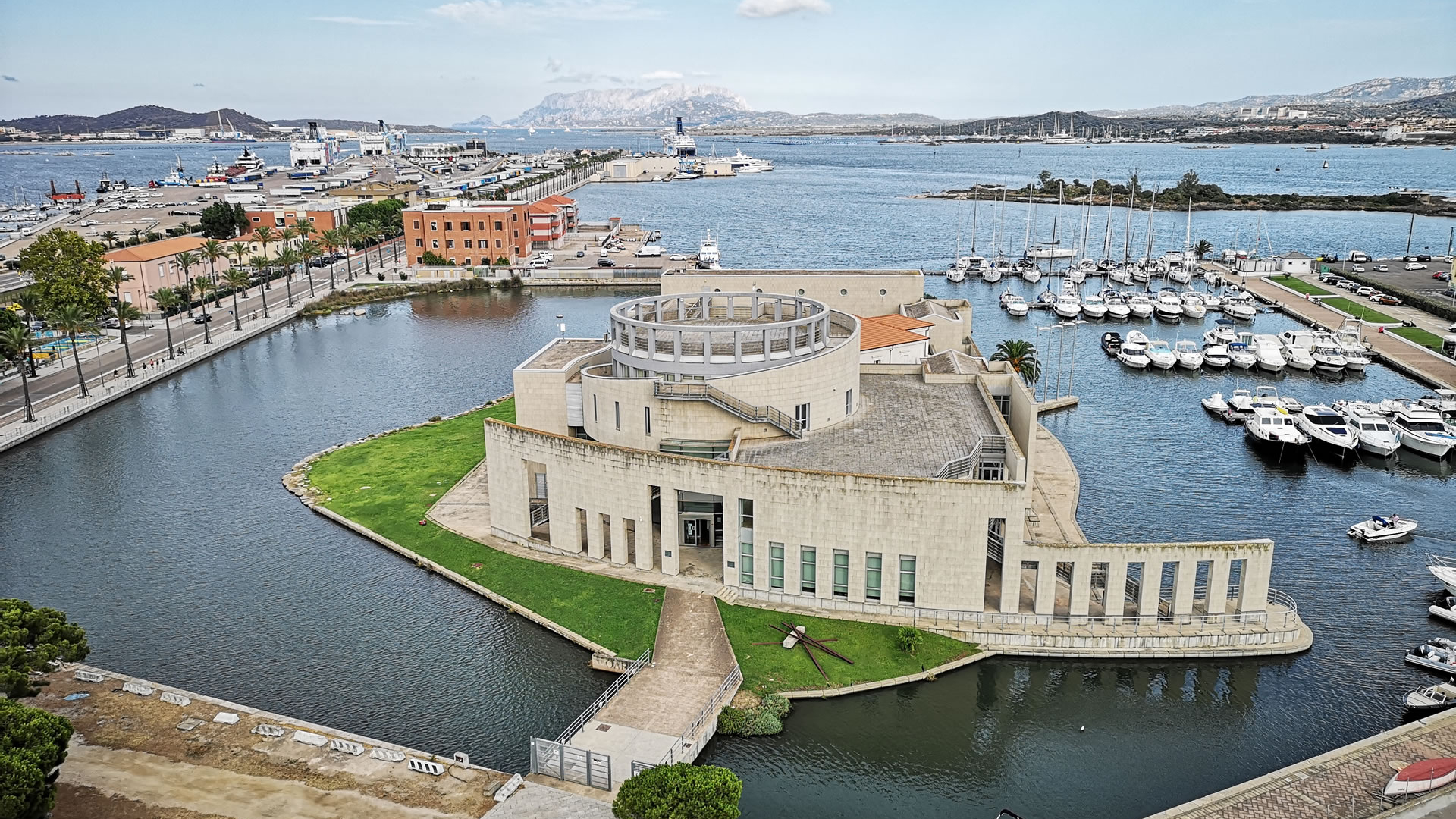 Olbia è bilingue, e dunque via alle lezioni di gallurese e sardo-terranovese