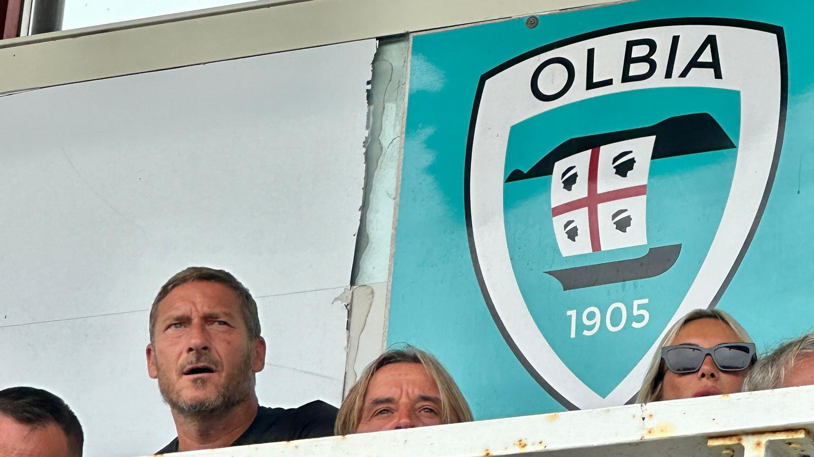 Olbia, tutto da rifare (o quasi). Sotto gli occhi di Francesco Totti l’Ilva rifila tre pappine ai bianchi