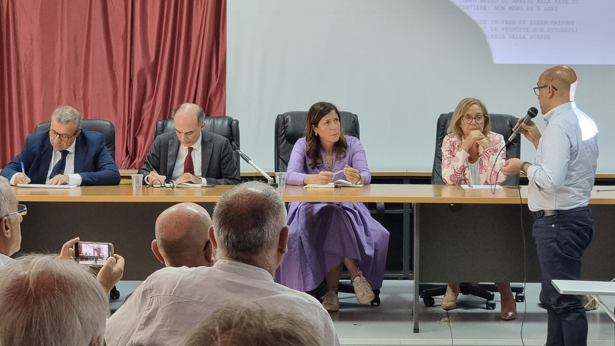 La Gallura e il Nord Est: “Sì alla transizione energetica, no alla speculazione”