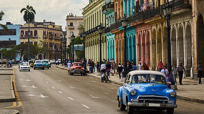 Cuba, scarseggia il pane, mancano benzina e medicine. La povertà ha spento anche l’orgoglio del popolo