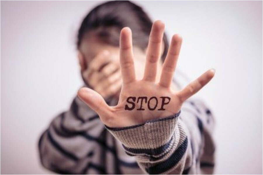 Campagna a sostegno dei centri antiviolenza sulle donne. Assistenza ospedaliera: nuovi tetti di spesa