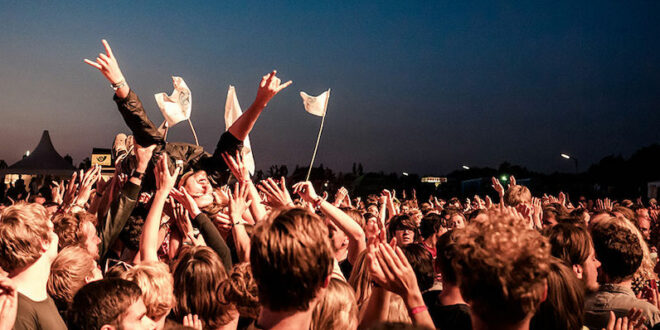 Addio al 2024, la mappa dei festeggiamenti mai così ricca di concerti: mobilitate 17 piazze in Sardegna