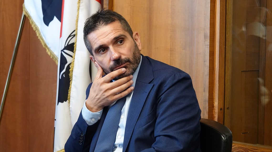 Le nuove dinamiche del Pd dopo l’adesione di Meloni alla corrente moderata.  C’è il sì anche di Degortes? Provincia: rapporti freddi tra Piccinnu e Scanu