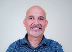 Farina, l’uomo delle (e)mozioni per i più deboli.  “Nizzi imbattibile? Col Campo largo e un buon progamma no. Il suo erede? Lui lo sa, sarà una sorpresa”