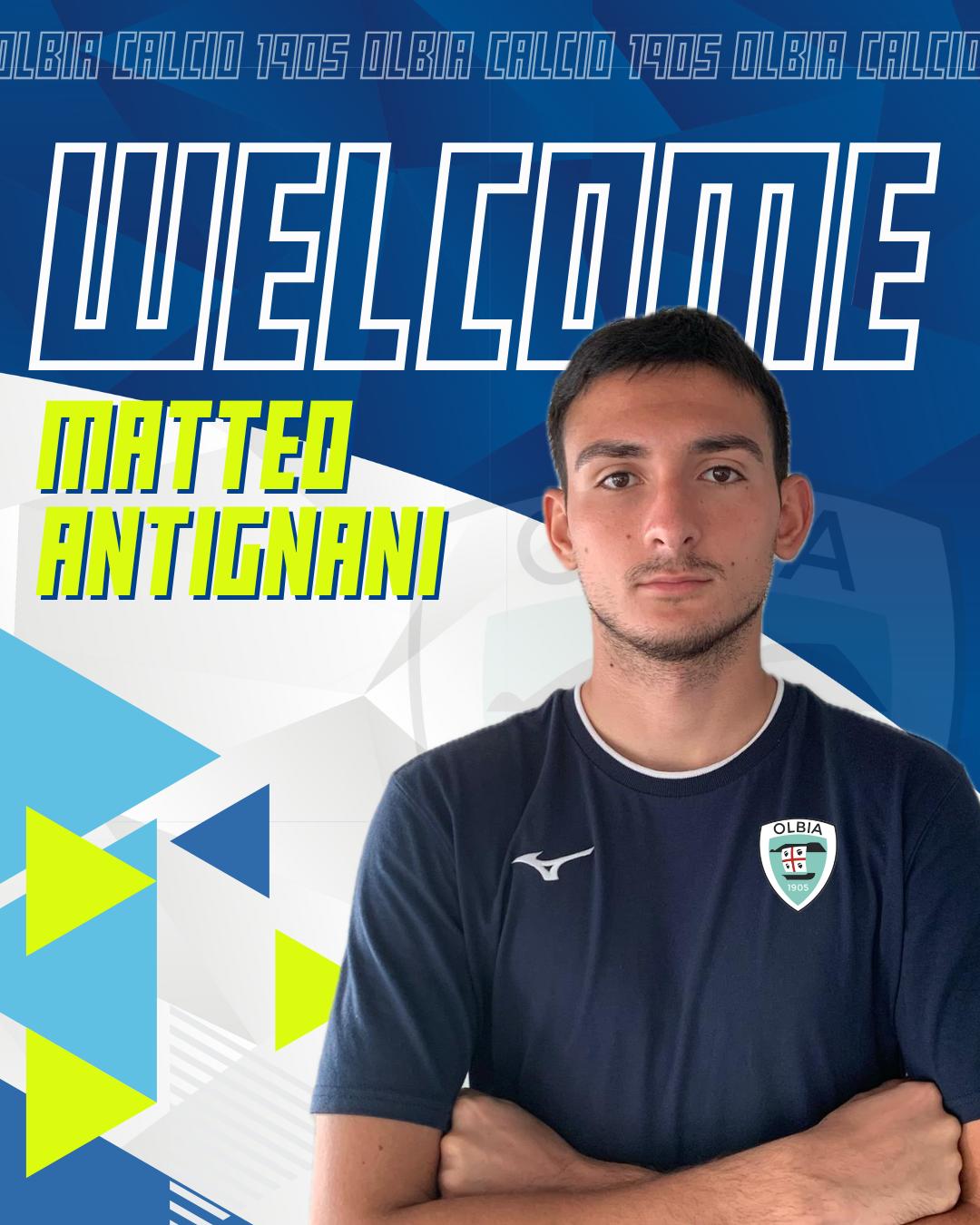 Un altro giovane per l’Olbia: ecco il portiere Antignani (2004).  La Rosa sta per imboccare la strada per Budoni