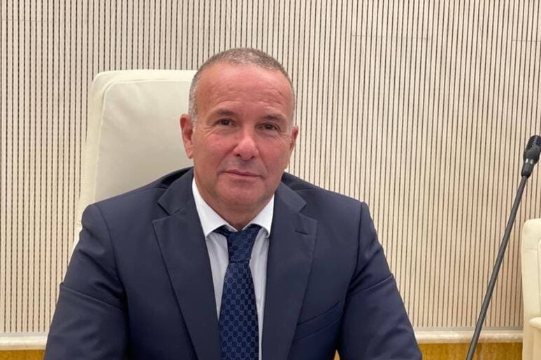 Domani l’omaggio di Olbia al Principe.  La testimonianza dell’ex consigliere  Vanni Fiori: “Commosso da quella lettera firmata dall’Aga Khan”