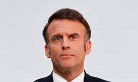 “Tranqulli, possiamo contare sul combattivo Macron e sugli inglesi che, dopo le Falkland, non si sono più fermati”