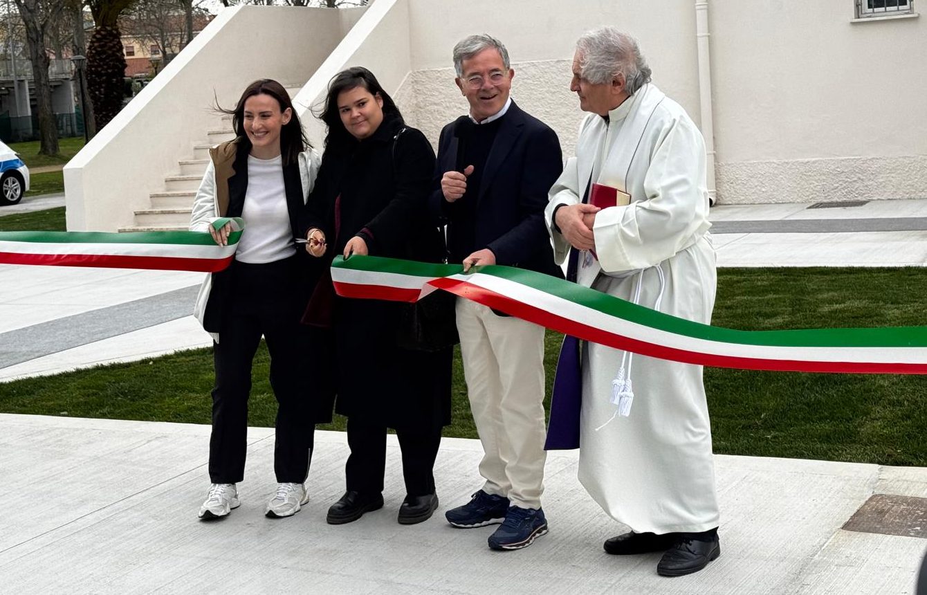 Ecco il nuovo “Paladeiana” da 400 posti a sedere: speso un milione e mezzo