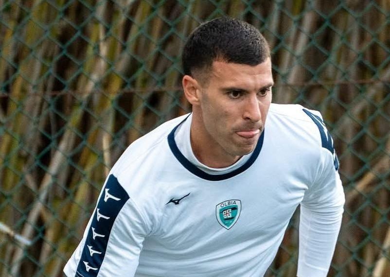 L’Olbia “dai nervi d’acciaio” vince, si salva e condanna l’Atletico Uri.  Gol di Costanzo e De Grazia