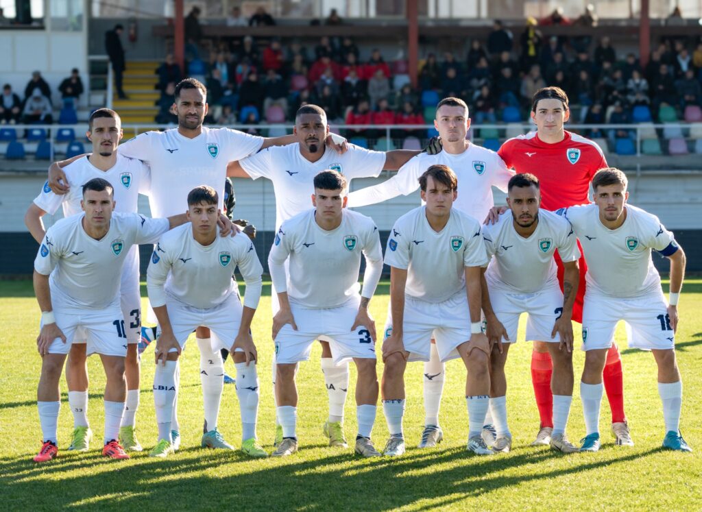 L’Olbia affronta un avversario tosto, ma vuole chiudere il discorso salvezza. “Sarnese fortissima, ma dobbiamo vincere noi”