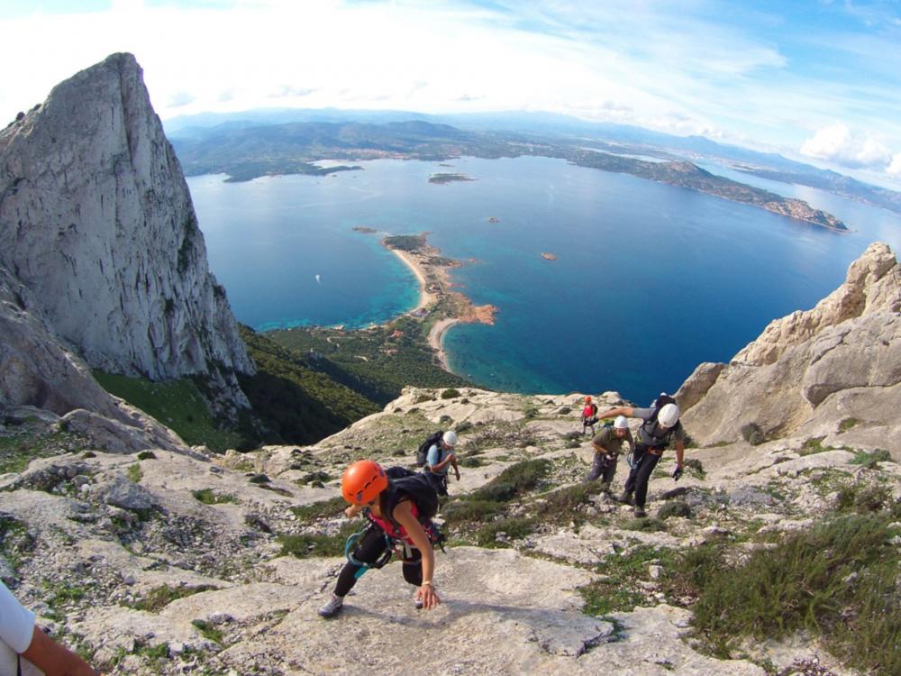 Stop alle arrampicate su Tavolara. Nizzi “Troppi incidenti, l’ultimo (con un ferito) il 3 maggio”