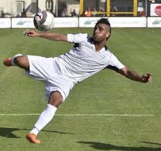 Olbia calcio: dopo lo sciopero della squadra, una luce in fondo al tunnel. La trattativa con Sulas resta in piedi, ma c’è anche un gruppo con interessi nel basket e volley