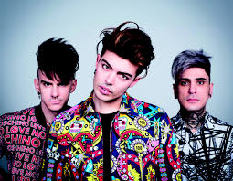 Estate & musica, a Golfo Aranci una delle 5 tappe nazionali del “Kiss Kiss Way”: ormai è “guerra” aperta con Olbia