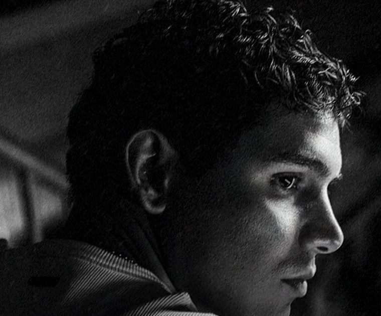 Capodanno, Fasolino gioca d’anticipo: il 26 eroCaddeo in concerto (gratuito) a Golfo Aranci