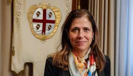 Oroscopo 2026:
Todde detta legge,  Lai frena sulla sua ricandidatura. FI rafforzata dagli ex  sardisti, a Fdi manca un generale