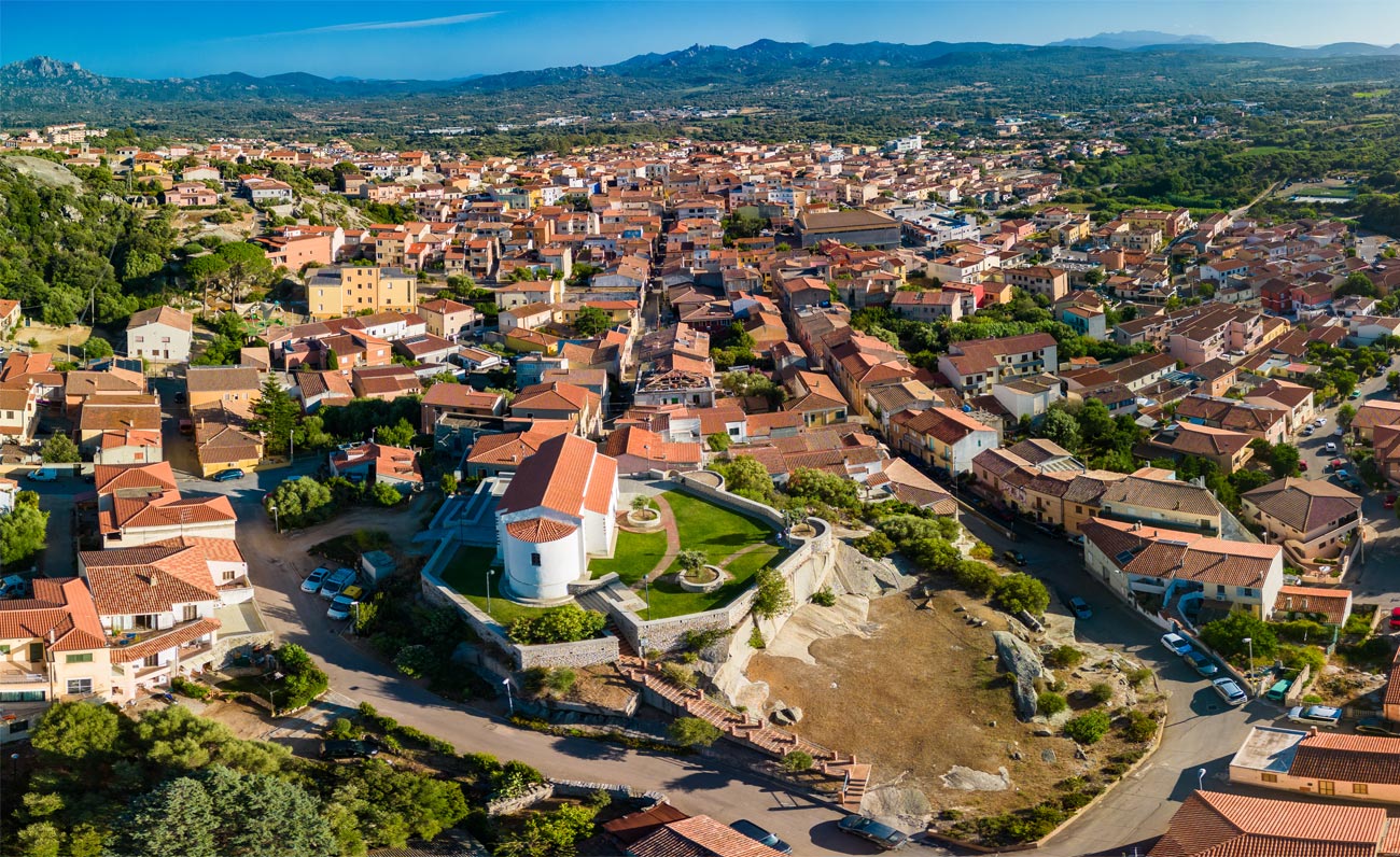 Arzachena: dopo 20  anni via alla verifica degli insediamenti produttivi. Concreto il rischio di decadenza