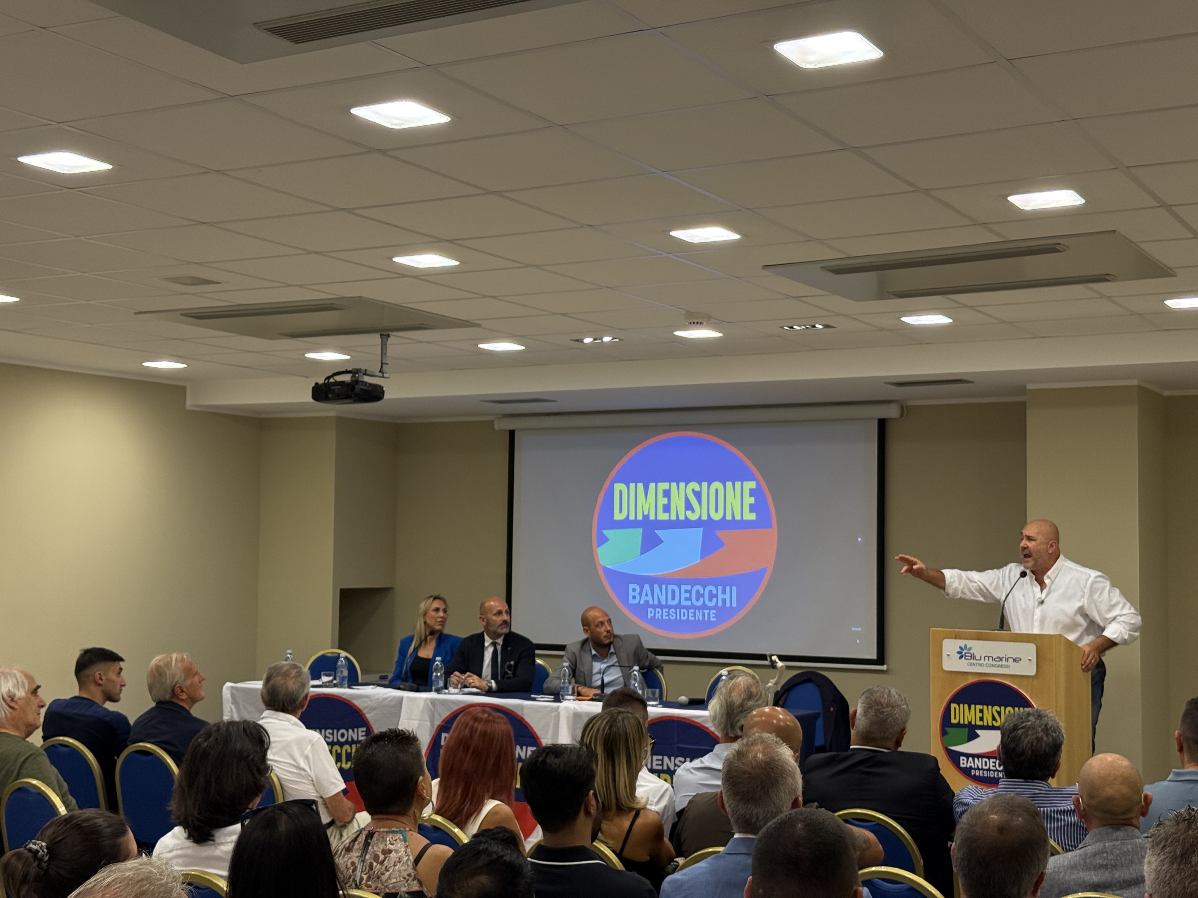 Il vulcanico Bandecchi spiega la sua “Dimensione” per la Sardegna. “Ogni mese pago stipendi per 5 milioni”
